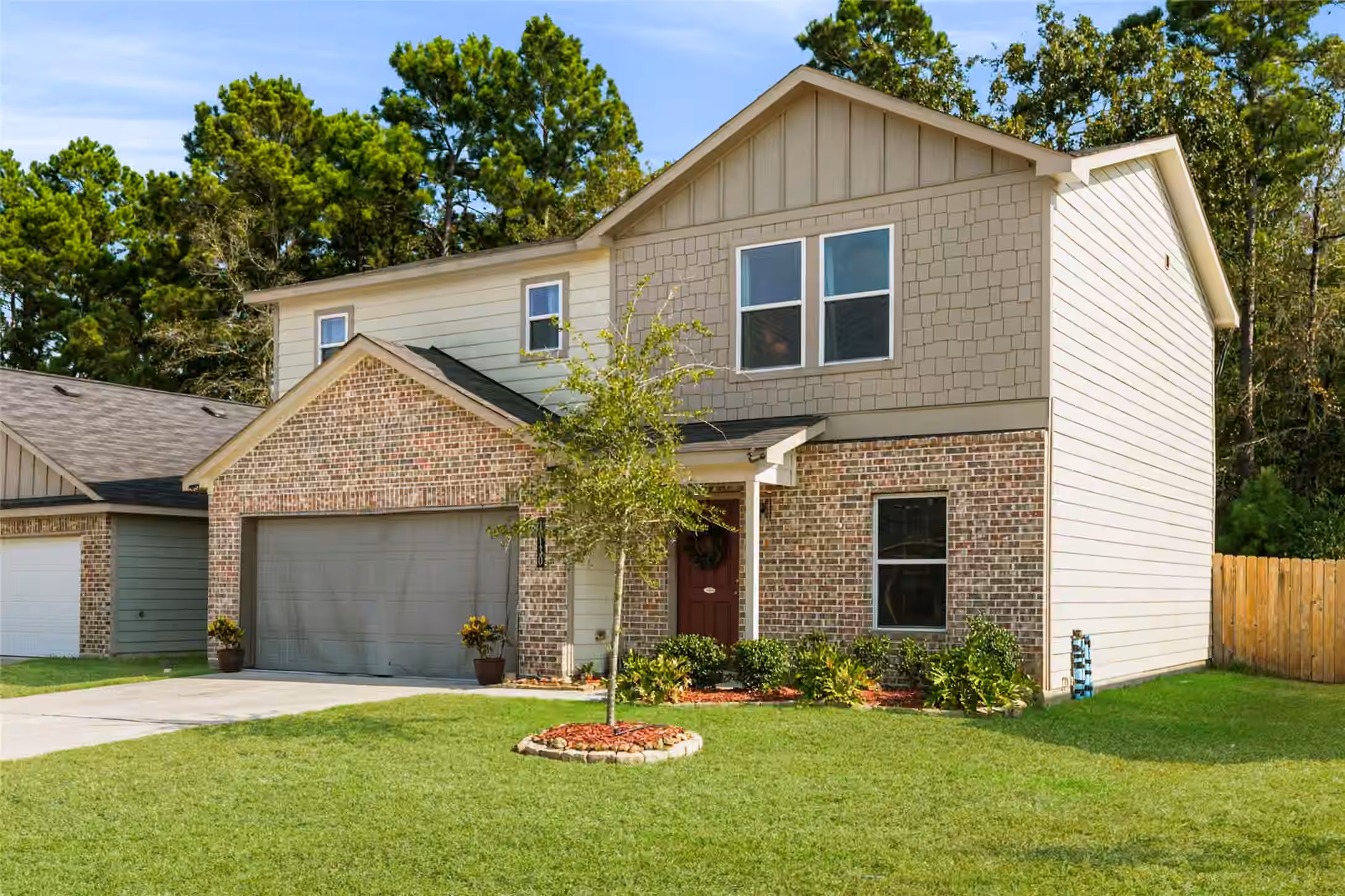Photo 2 of 10130 Cerritos Drive, Conroe, TX