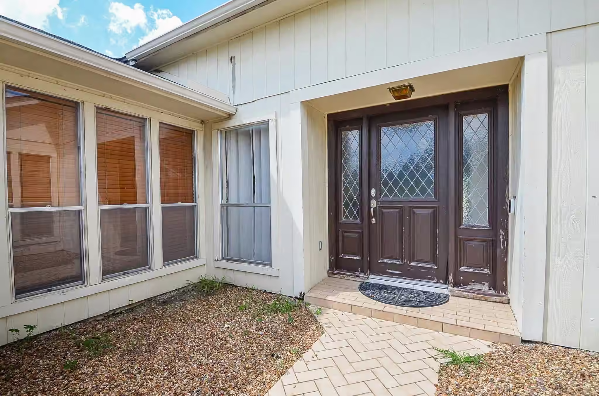 Photo 5 of 3022 Cypress Point Drive, Missouri City, TX