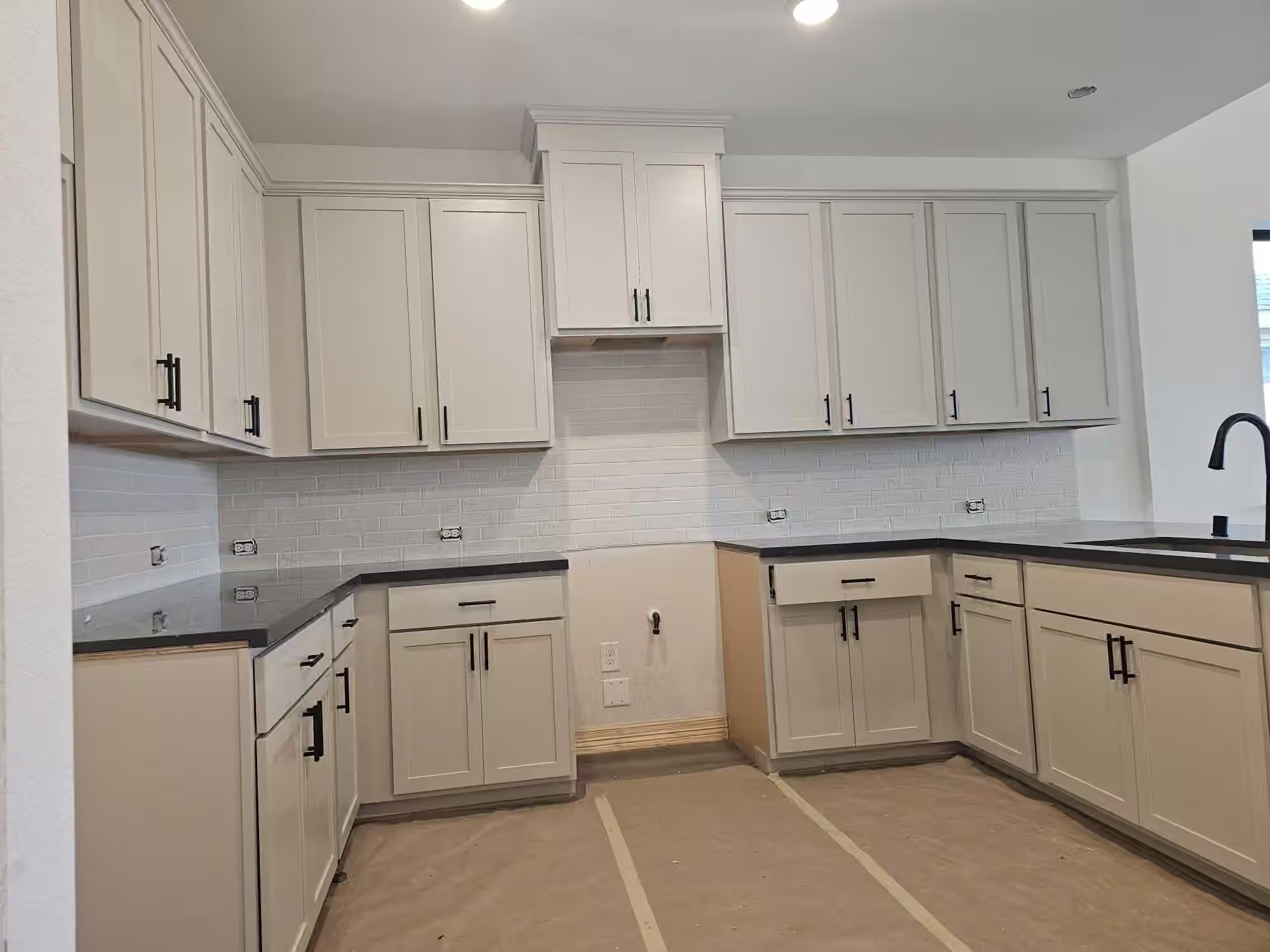 Photo 6 of 320 Redbud Ridge Drive, Brookshire, TX