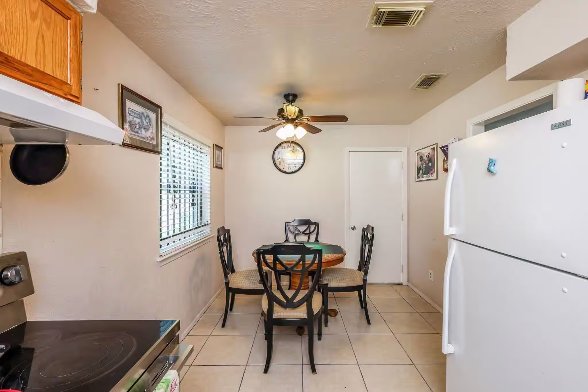 Photo 6 of 5146 Court Road, Houston, TX