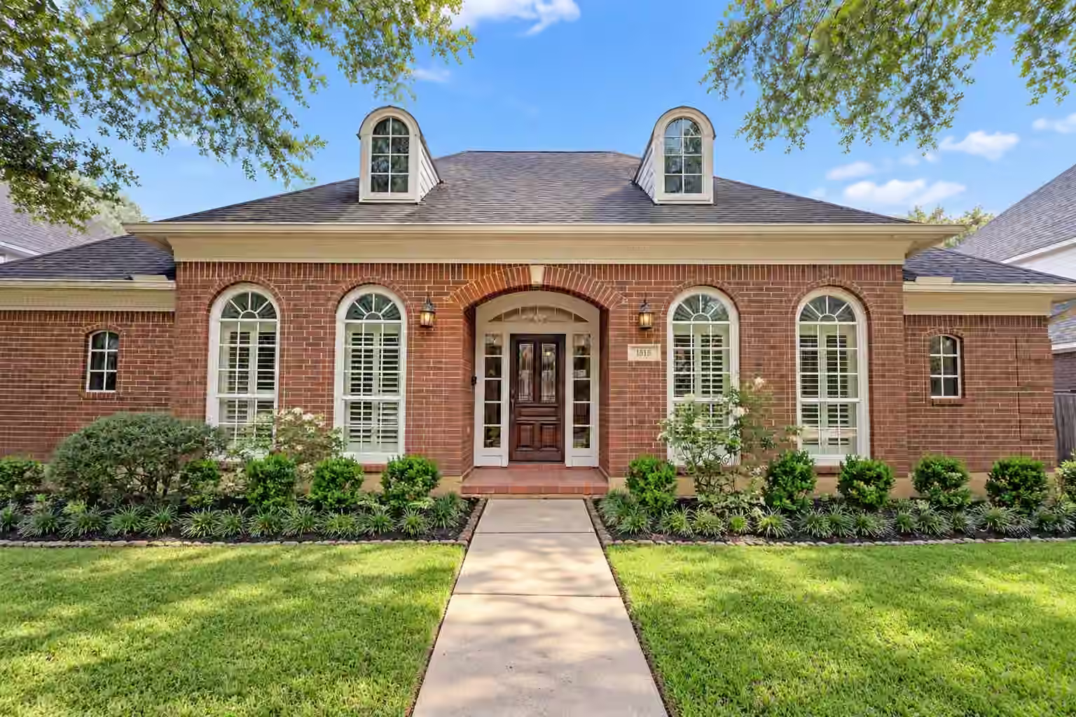 Photo 2 of 1515 Moon Shadow Court, Sugar Land, TX