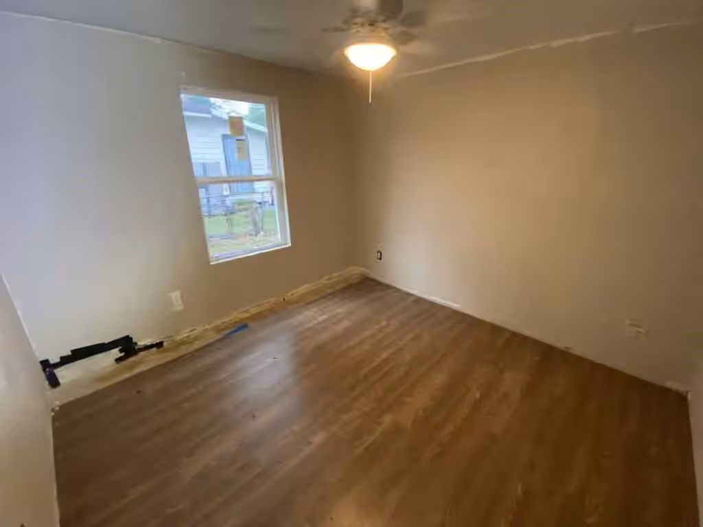 Photo 7 of 820 E 38th Street, Houston, TX