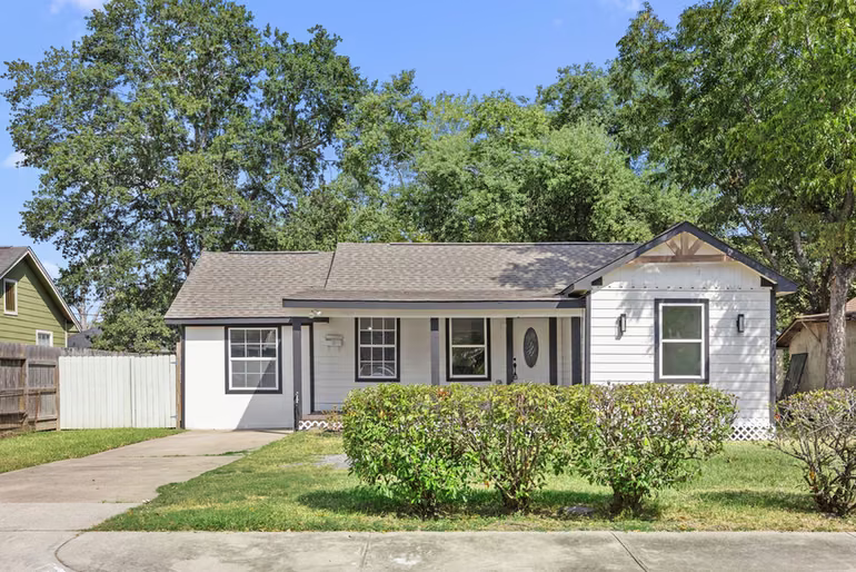 Photo of 905 Elm Avenue, Pasadena, TX 77506