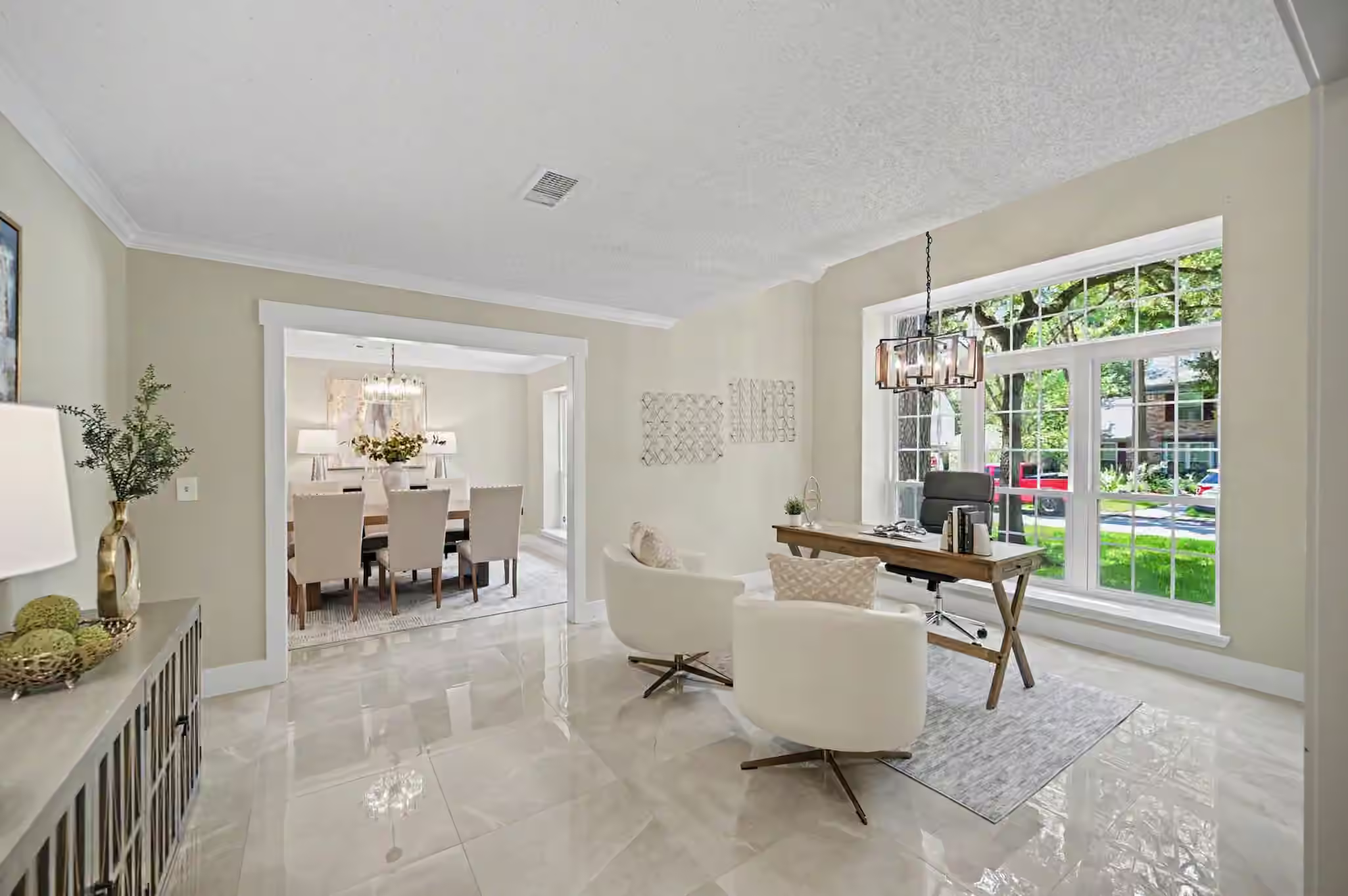 Photo 5 of 98 Breezy Point Place, The Woodlands, TX