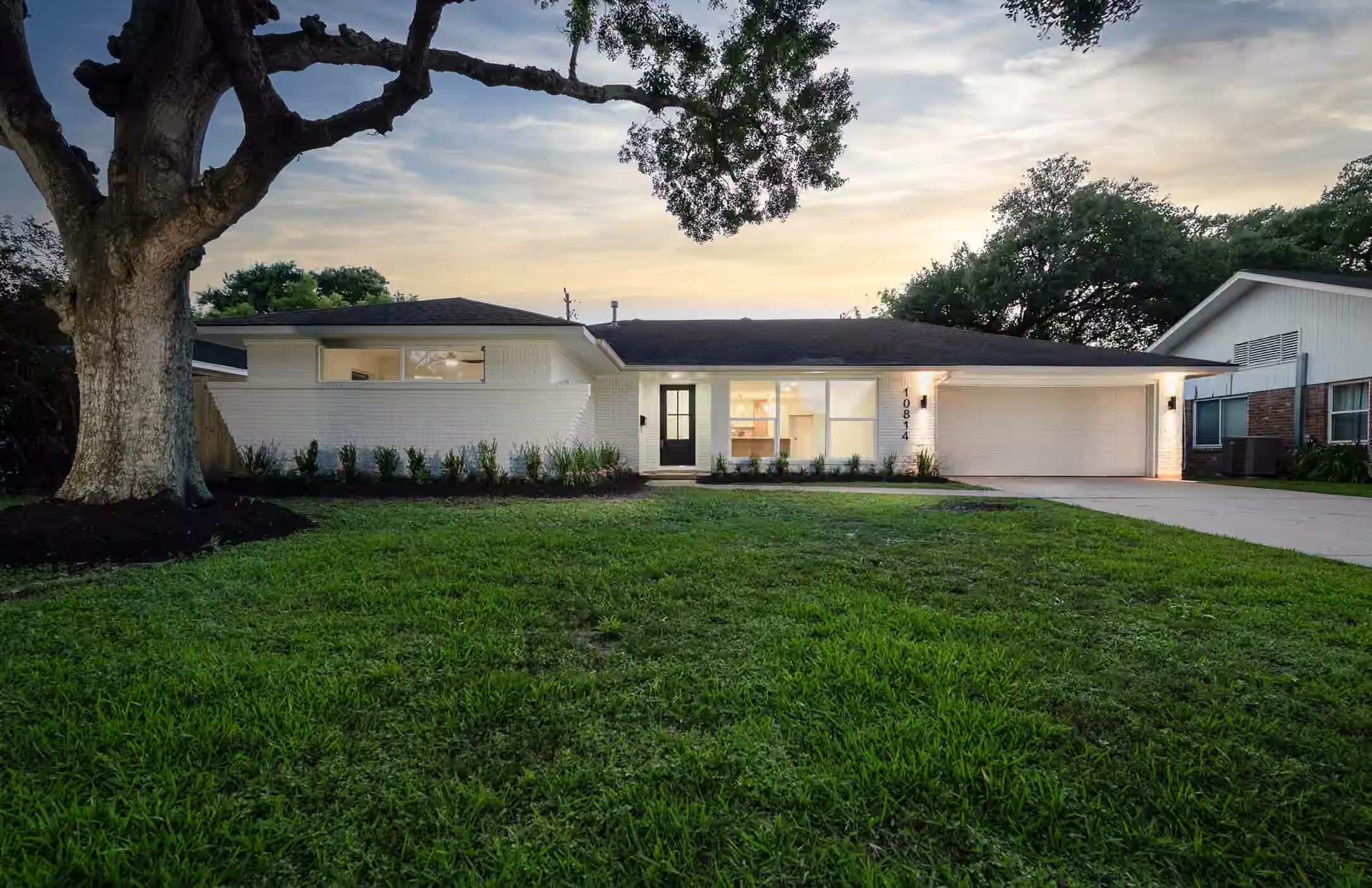 Photo of 10814 Moonlight Drive, Houston, TX