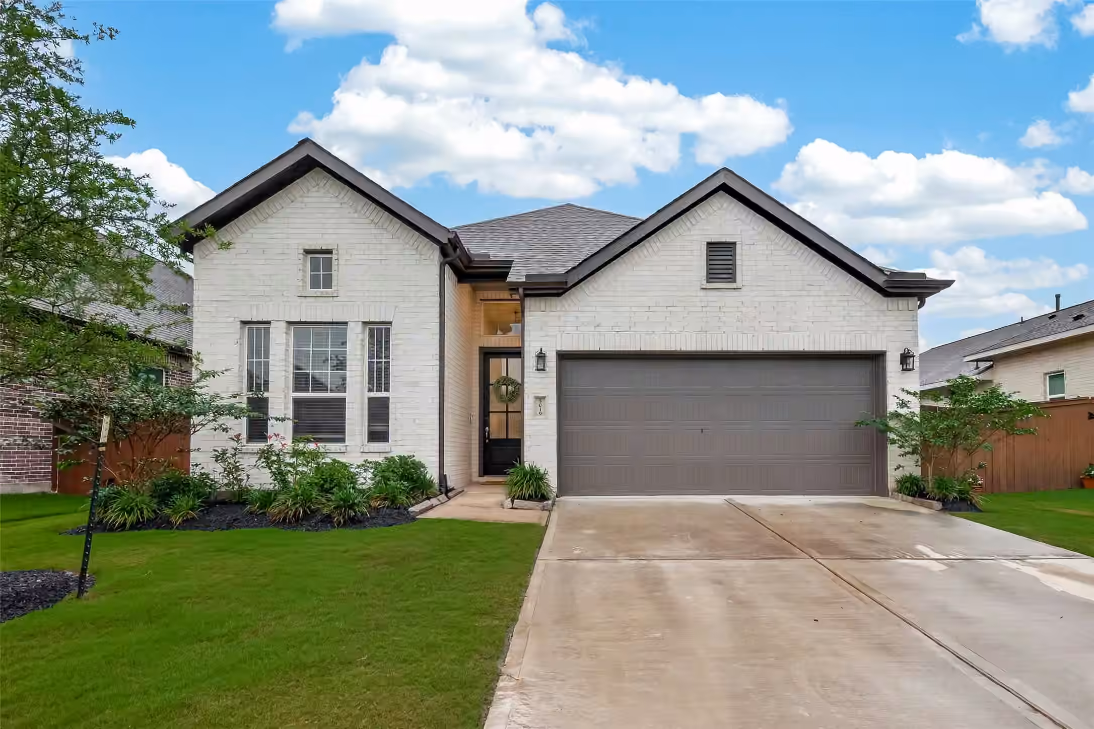 Photo of 5019 Country Meadows Trail, Rosharon, TX