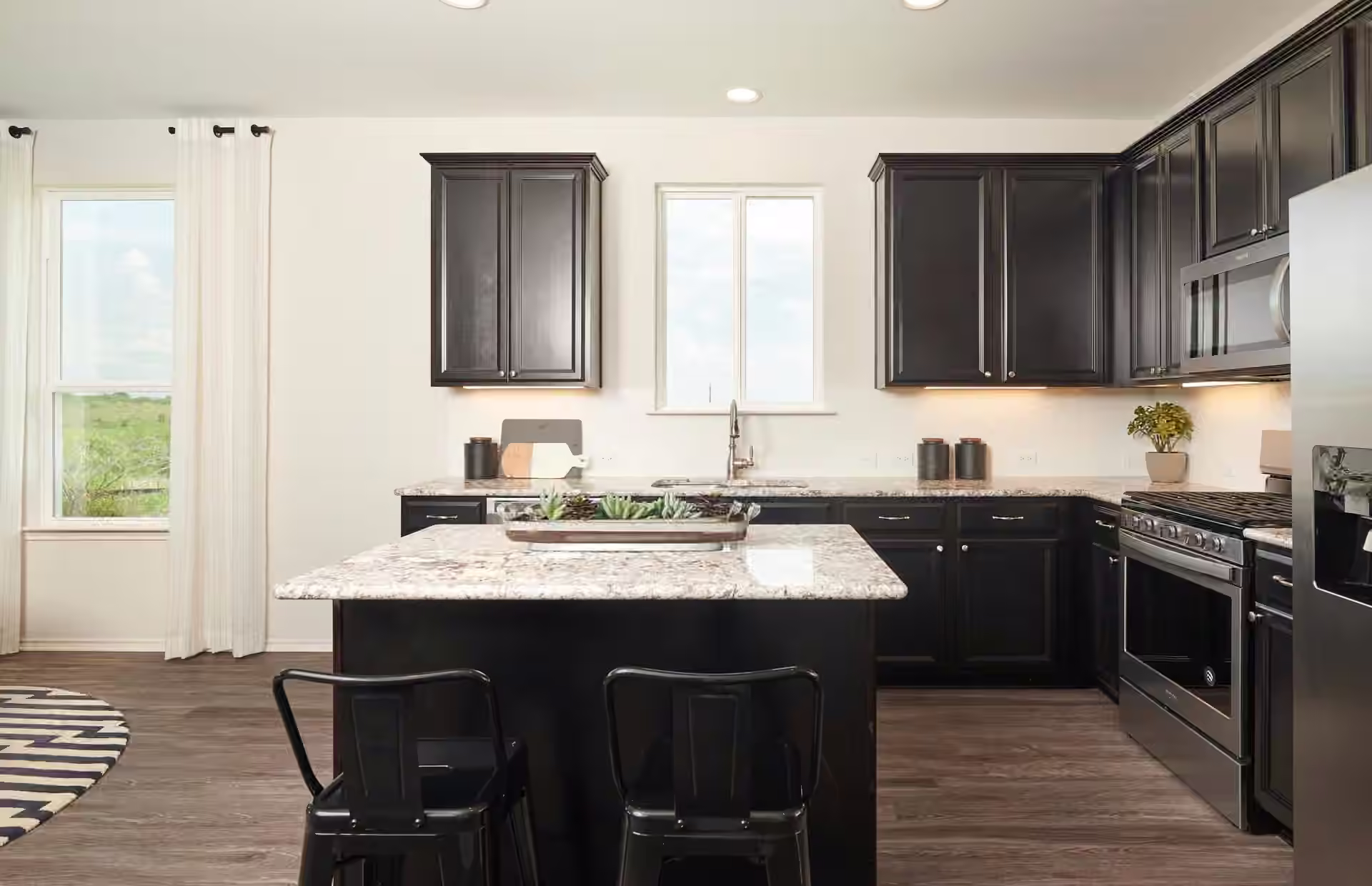 Photo 5 of 30518 Aberlour Lane, Waller, TX