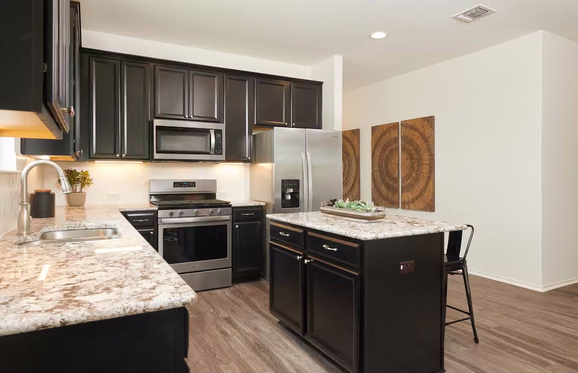 Photo 6 of 30518 Aberlour Lane, Waller, TX