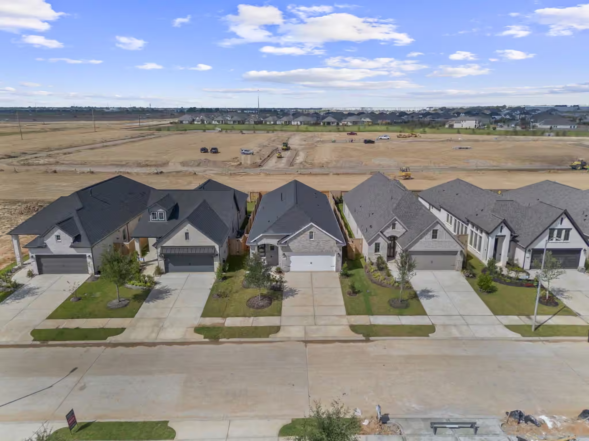 Photo 5 of 2858 Orange Leaf Drive, Fulshear, TX