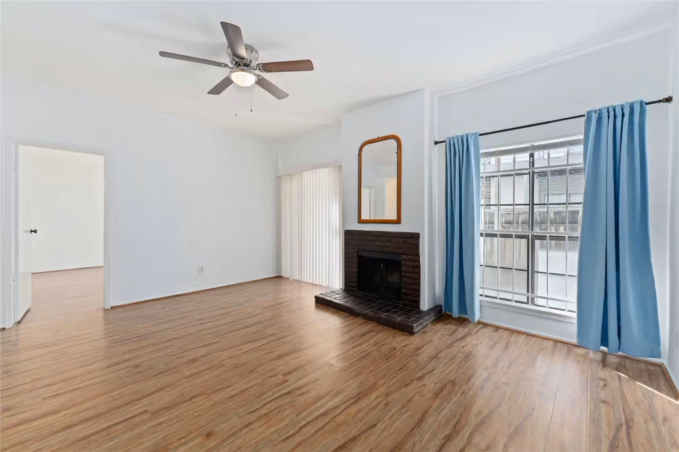 Photo 2 of 9707 Richmond Avenue 49, Houston, TX