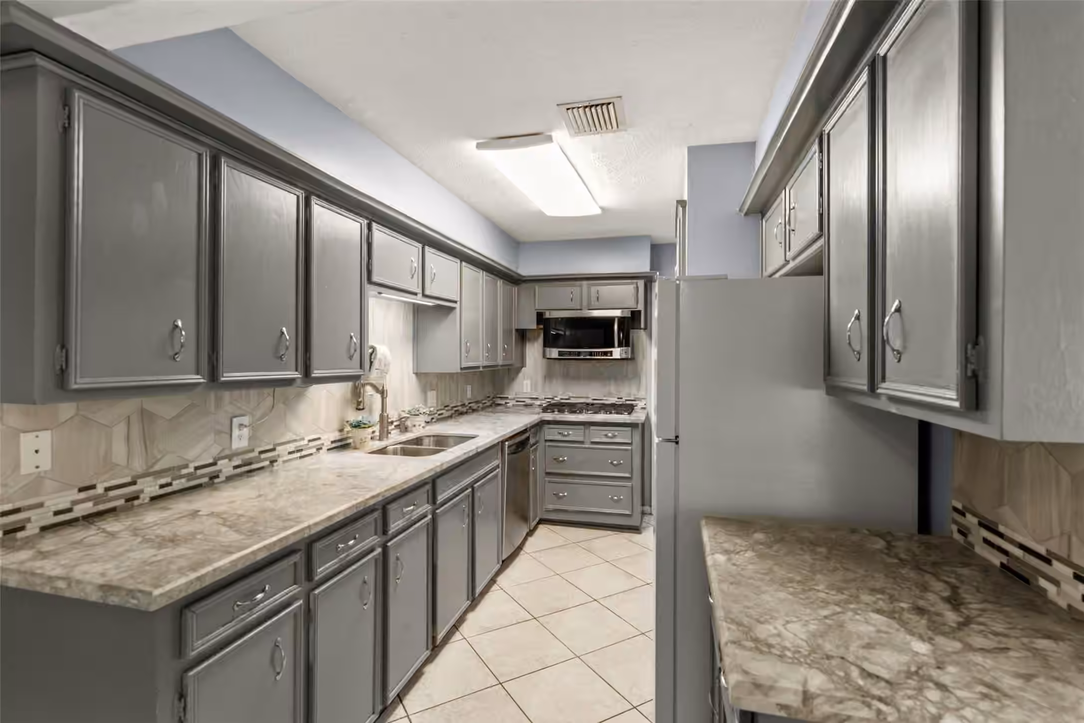 Photo 5 of 24 Wellington Court, Missouri City, TX