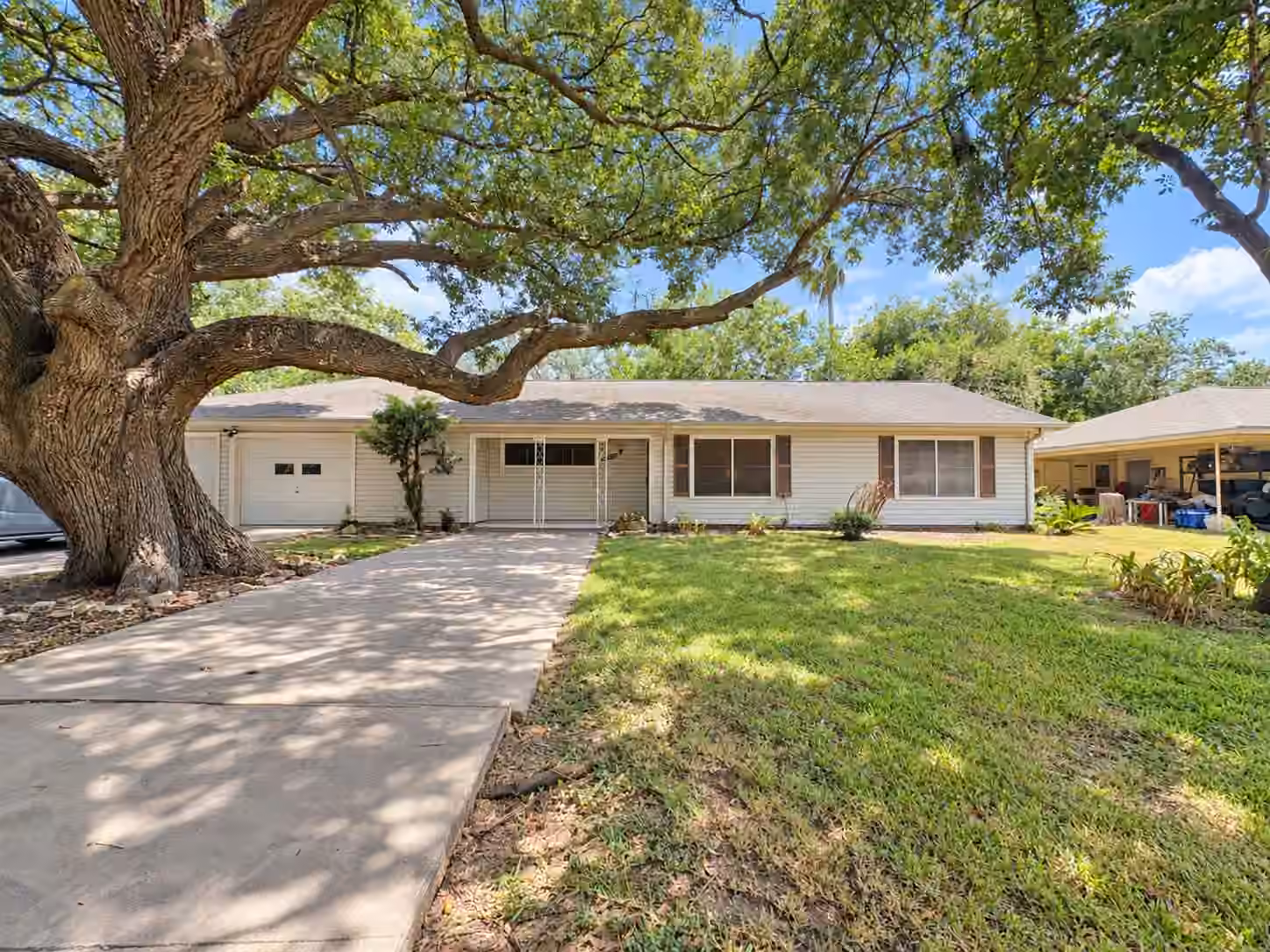 Photo of 3413 Cherry Lane, Bay City, TX 77414