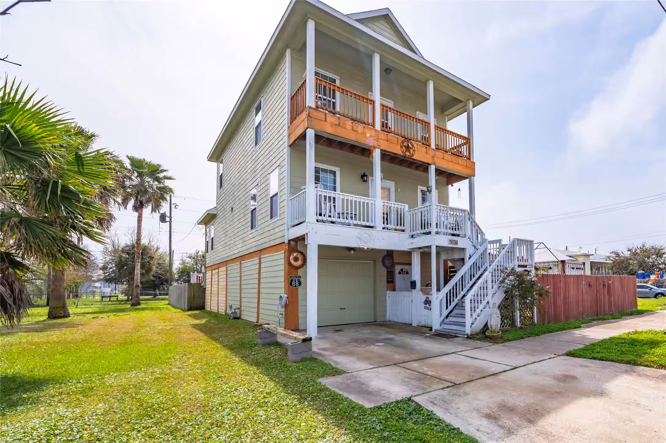 Photo of 2723 Postoffice, Galveston, TX