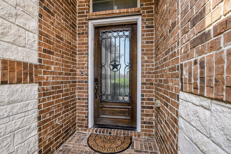 Photo 4 of 29410 Windover Peak Court, Katy, TX