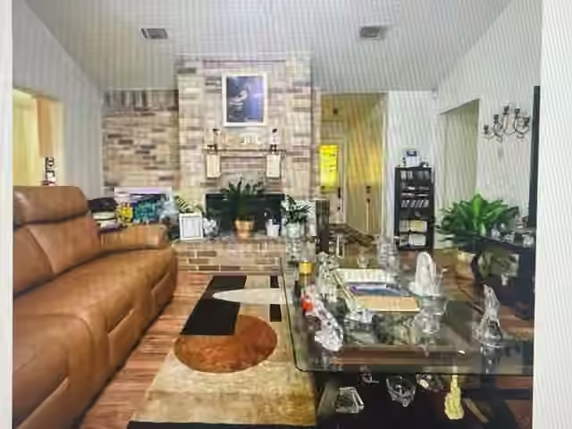 Photo 2 of 11950 Elk Springs Drive, Houston, TX