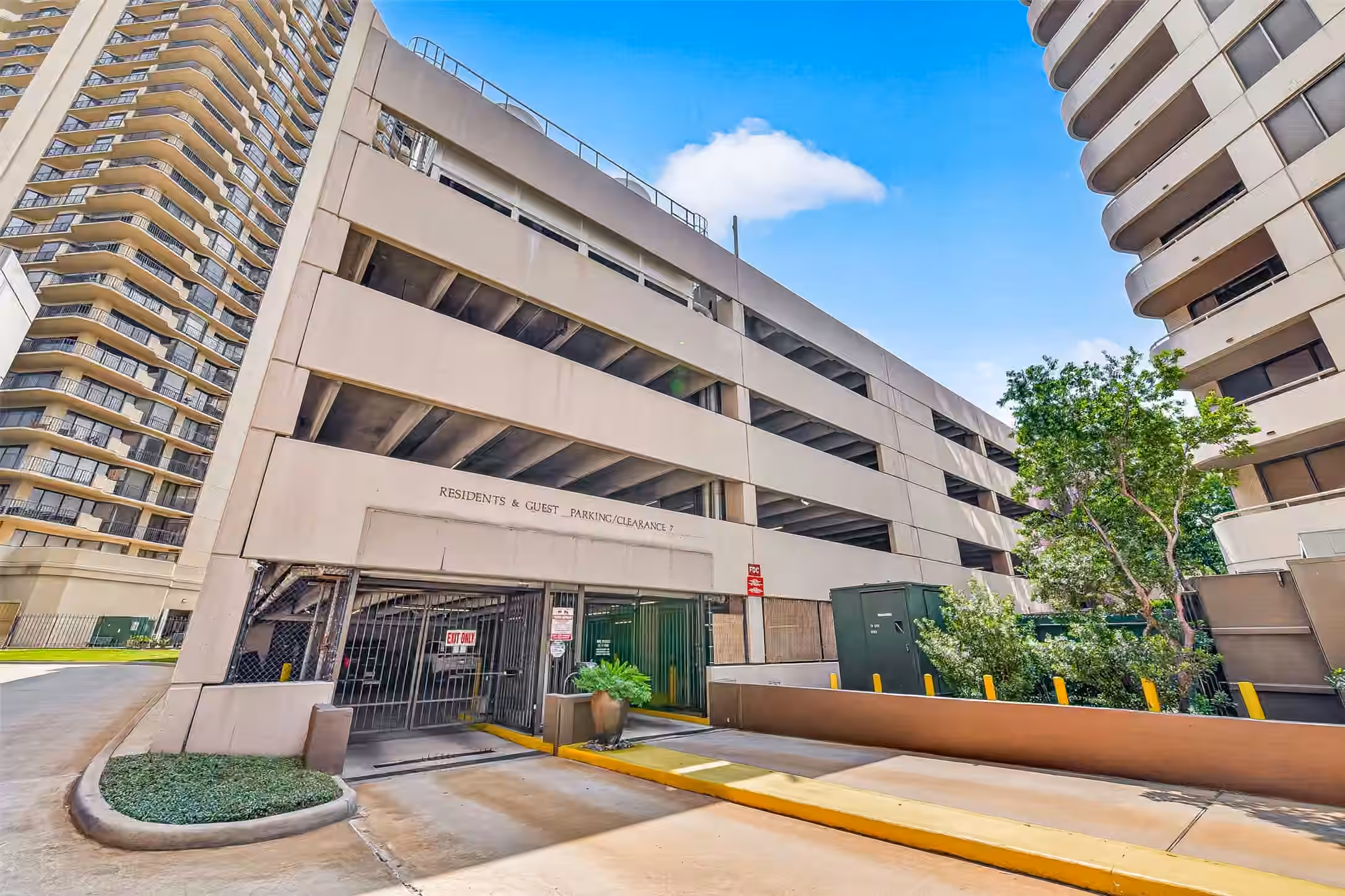 Photo 3 of 3525 Sage Road 1116, Houston, TX