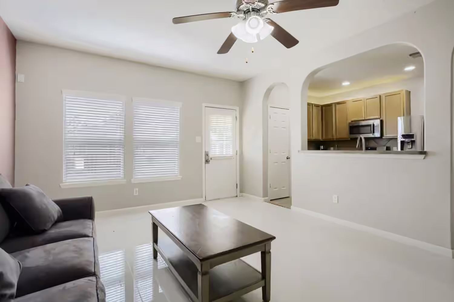 Photo 6 of 6147 Yorktown Meadow Lane, Houston, TX