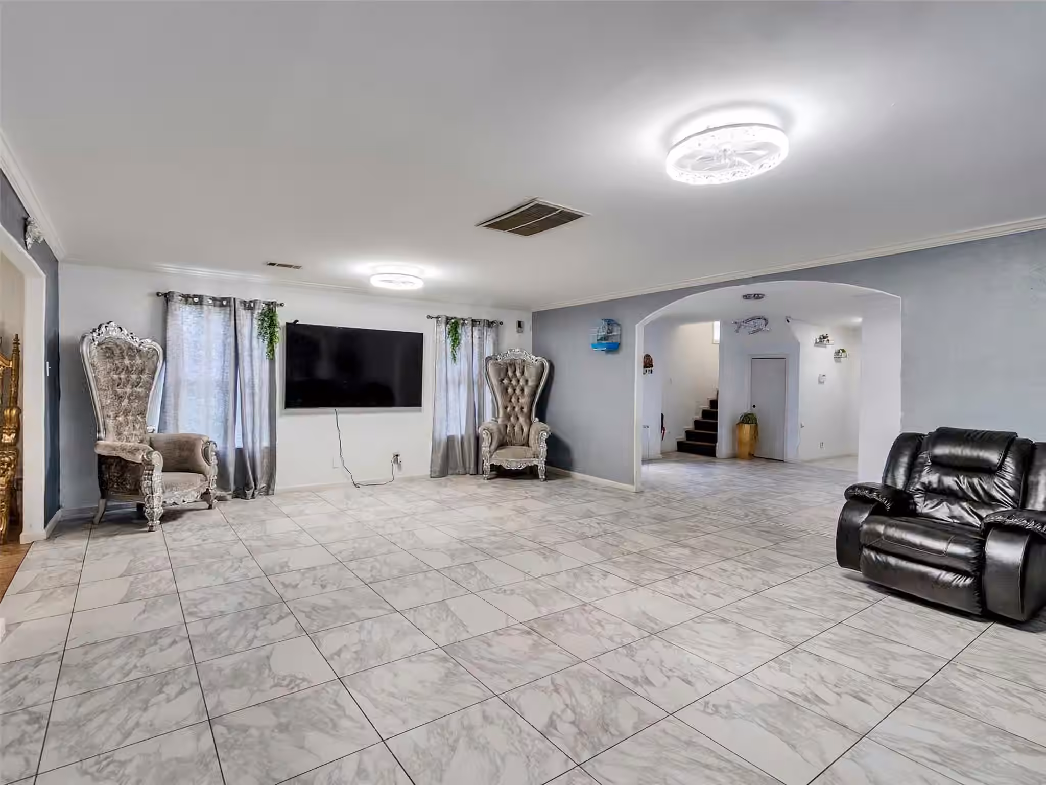 Photo 7 of 7923 Glenview Drive, Houston, TX