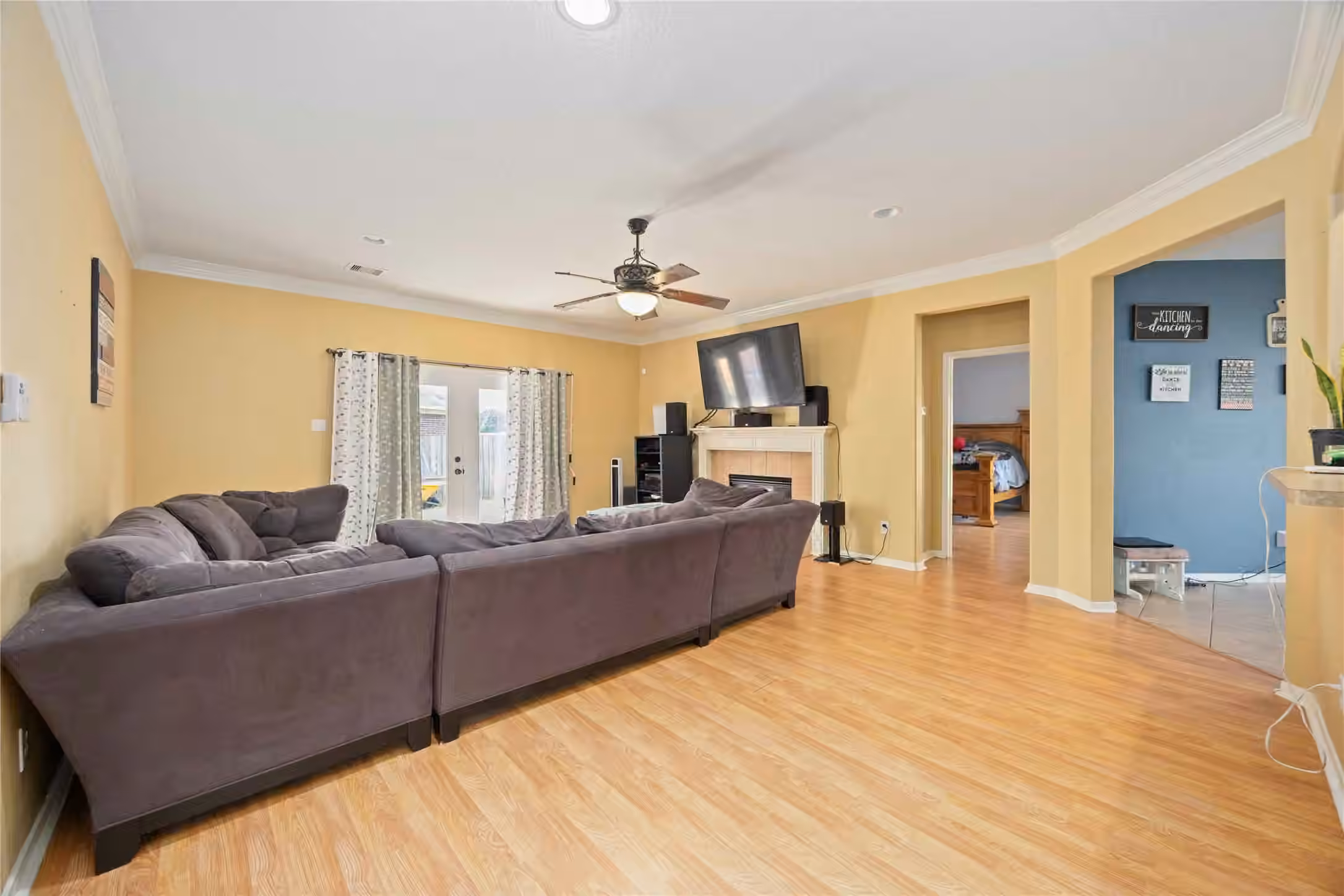 Photo 5 of 20403 Jasmine Leaf Trail, Humble, TX