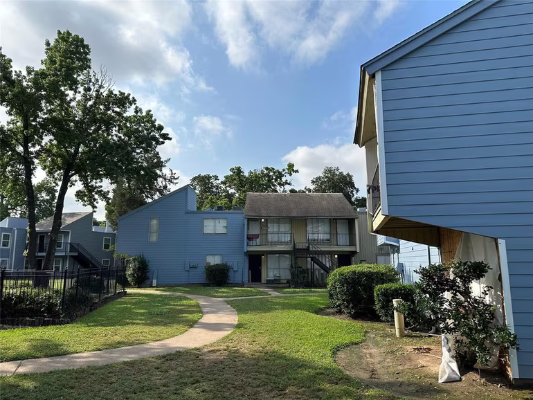 Photo 6 of 5625 Antoine Drive 820, Houston, TX