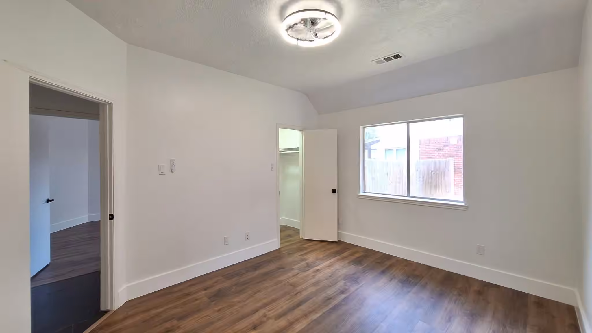 Photo 6 of 17122 Canterbury Green Court, Sugar Land, TX