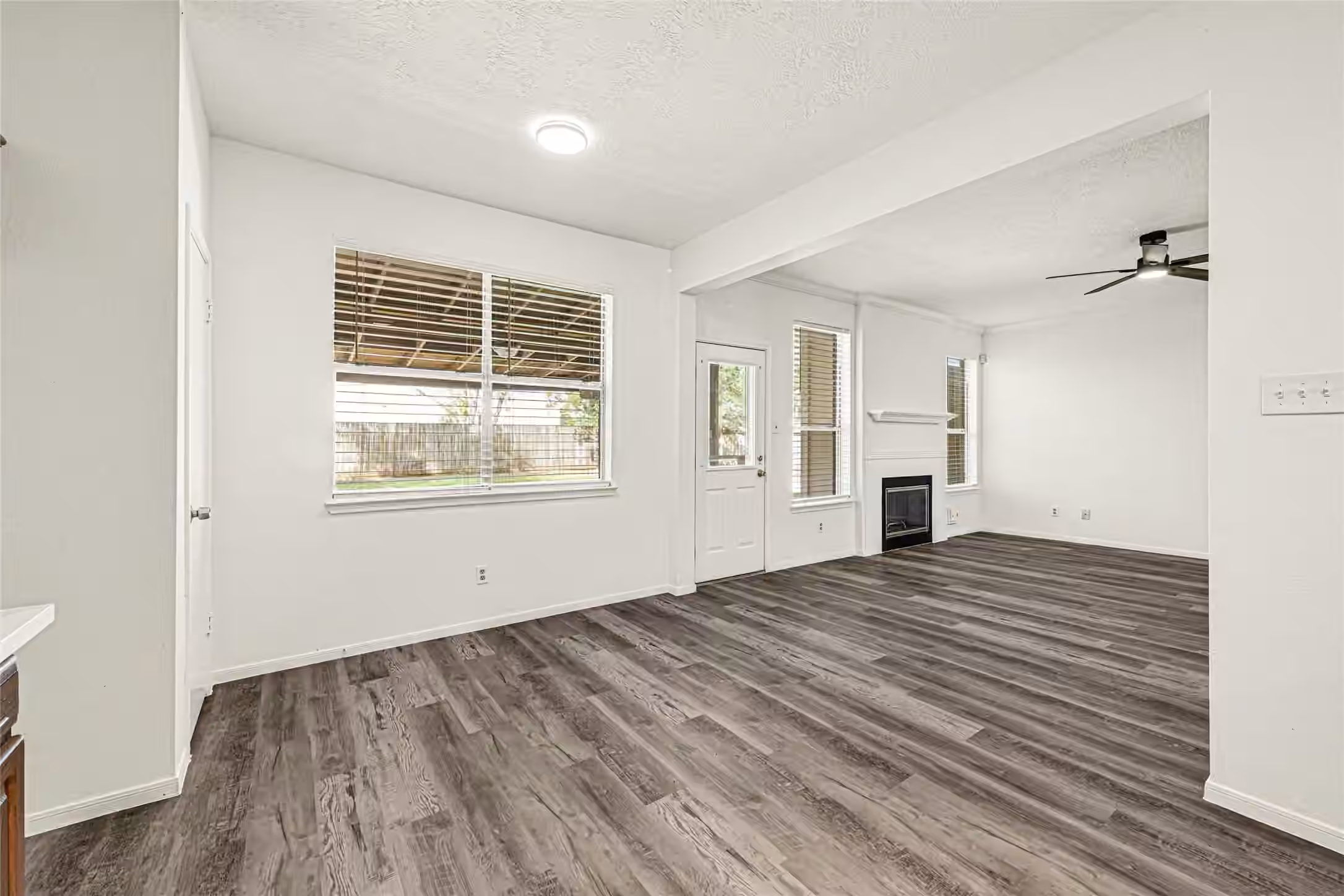 Photo 7 of 15810 Webelos Street, Friendswood, TX