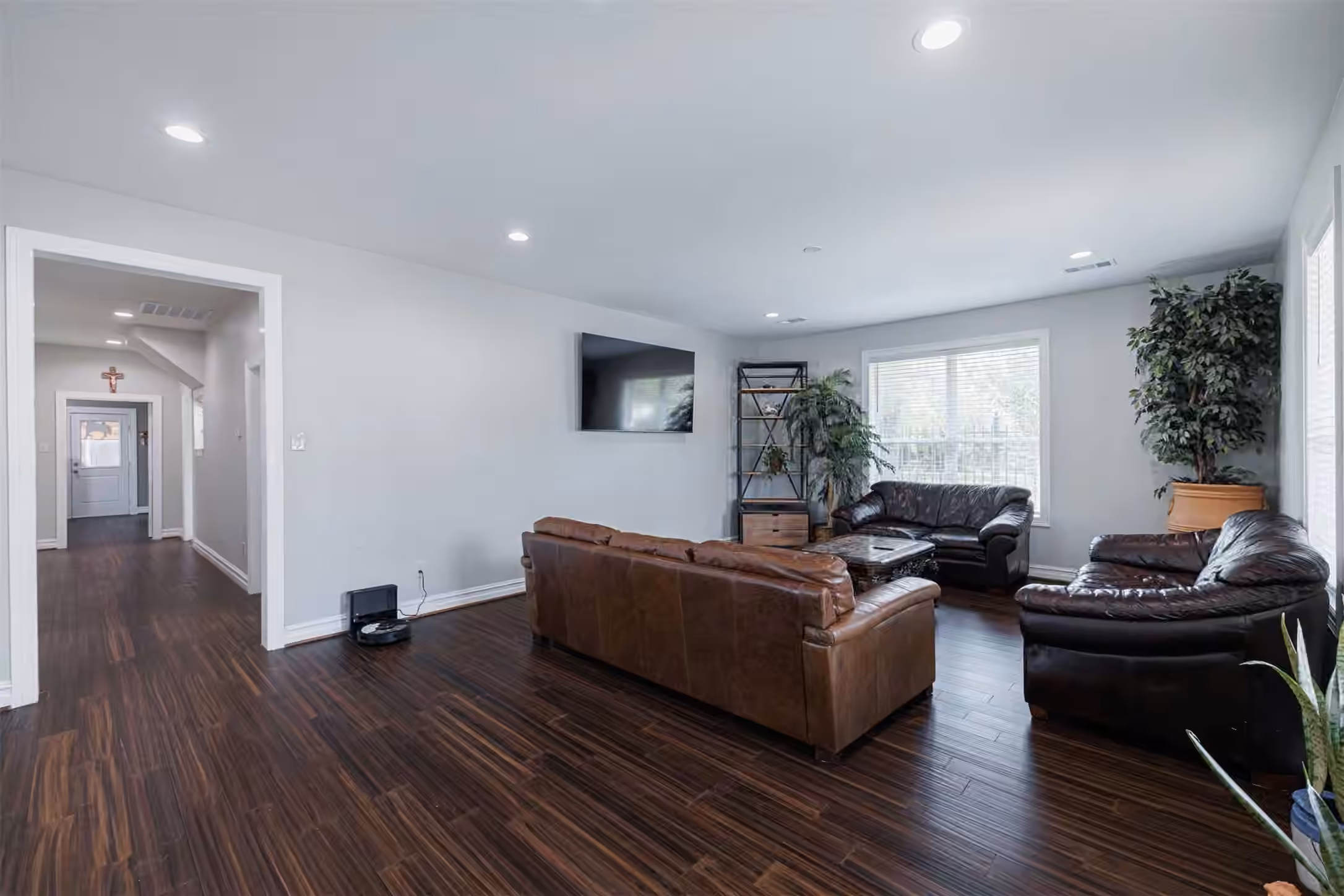 Photo 5 of 8914 Sandra Street, Houston, TX