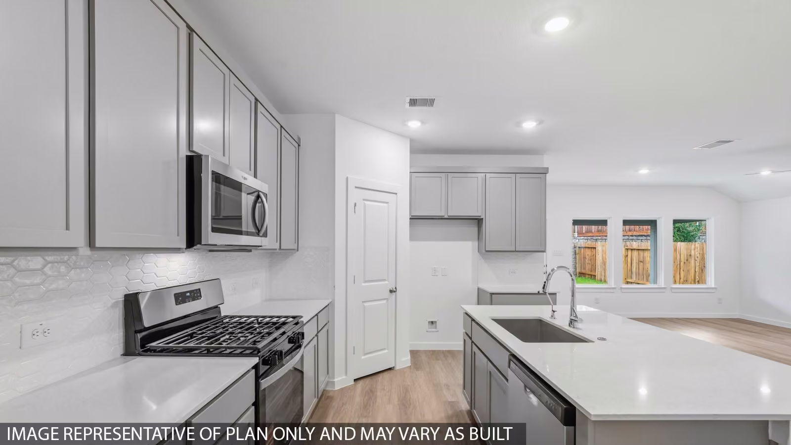 Photo 3 of 17706 Ebling Terrace Drive, Crosby, TX