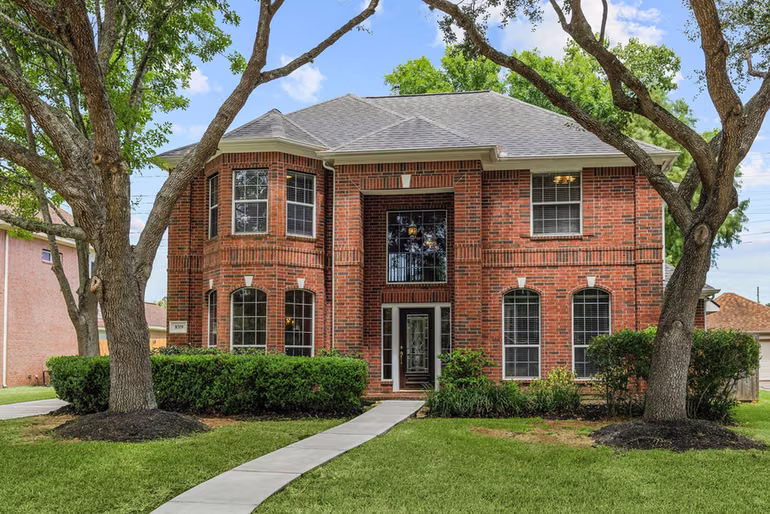 Photo of 8319 Big Bend Drive, Sugar Land, TX