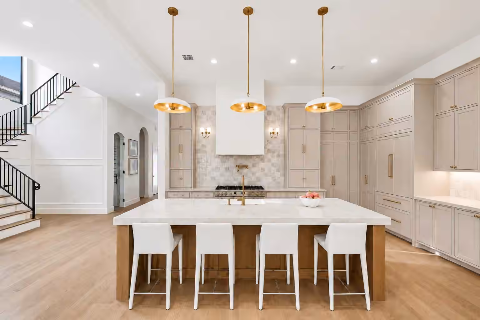 Photo 2 of 2325 Wroxton Road, Houston, TX
