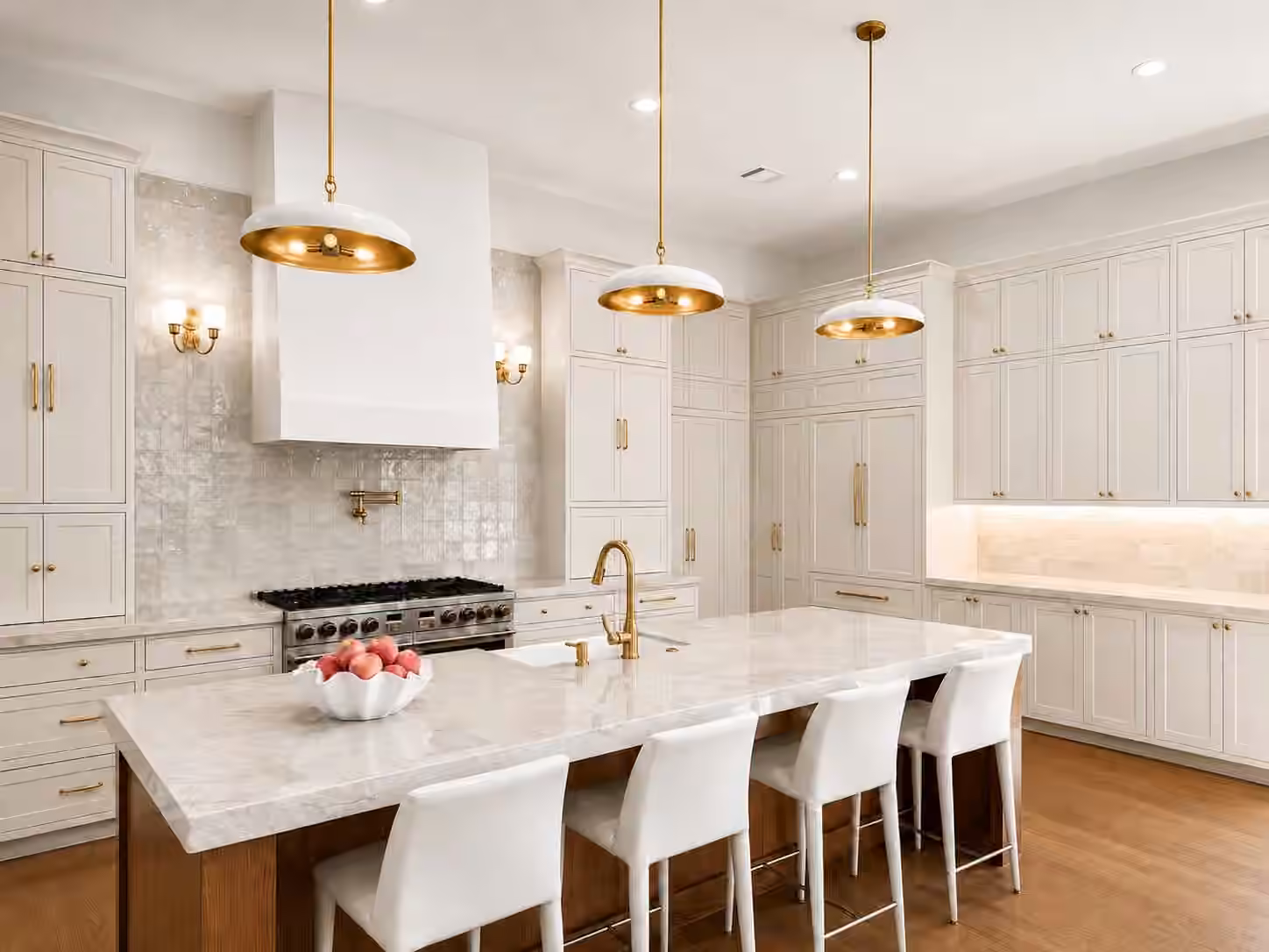 Photo 4 of 2325 Wroxton Road, Houston, TX