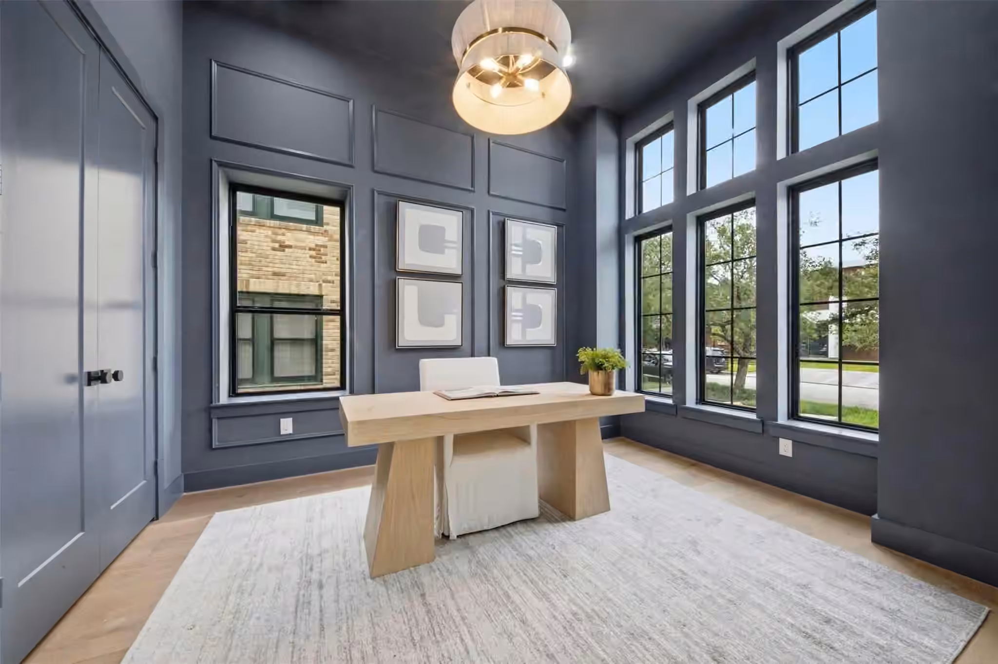 Photo 6 of 2325 Wroxton Road, Houston, TX