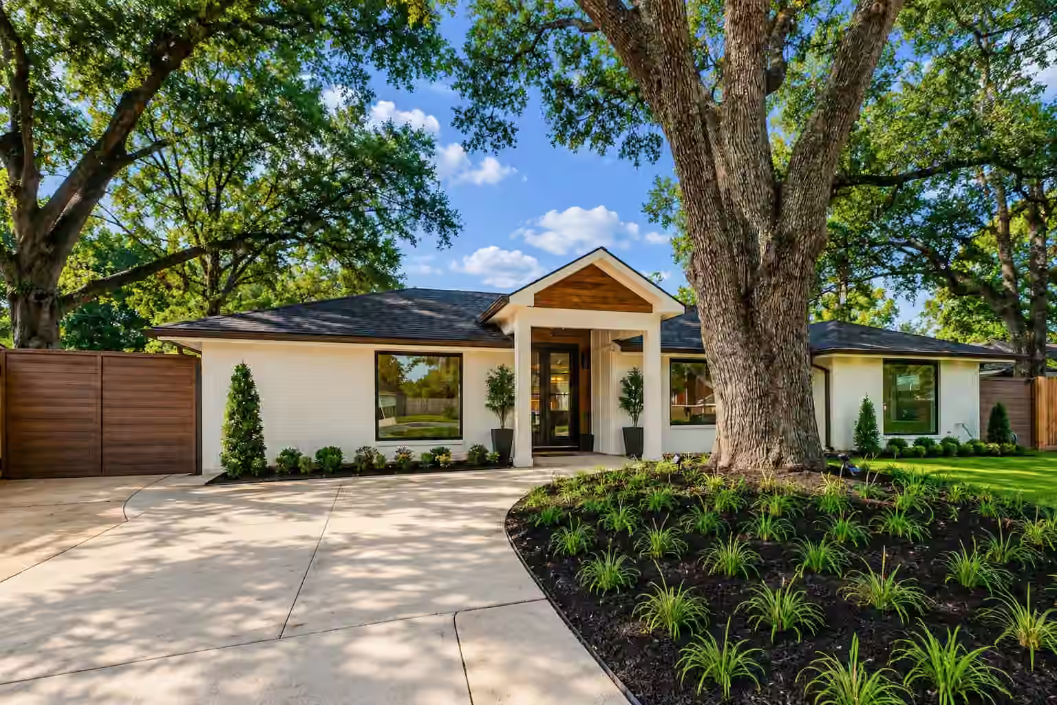 Photo of 10506 Knoboak Drive, Houston, TX 77043