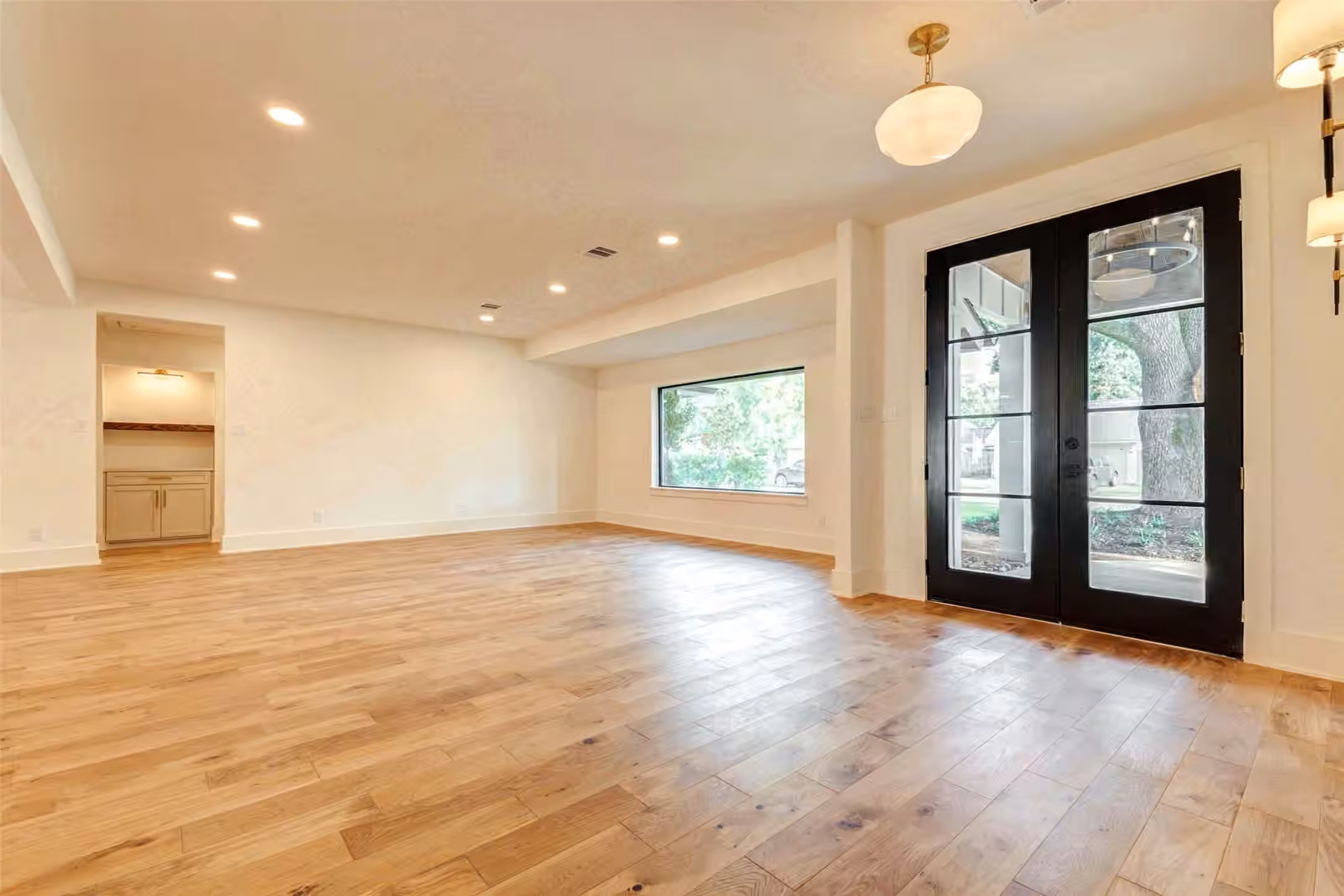 Photo 4 of 10506 Knoboak Drive, Houston, TX