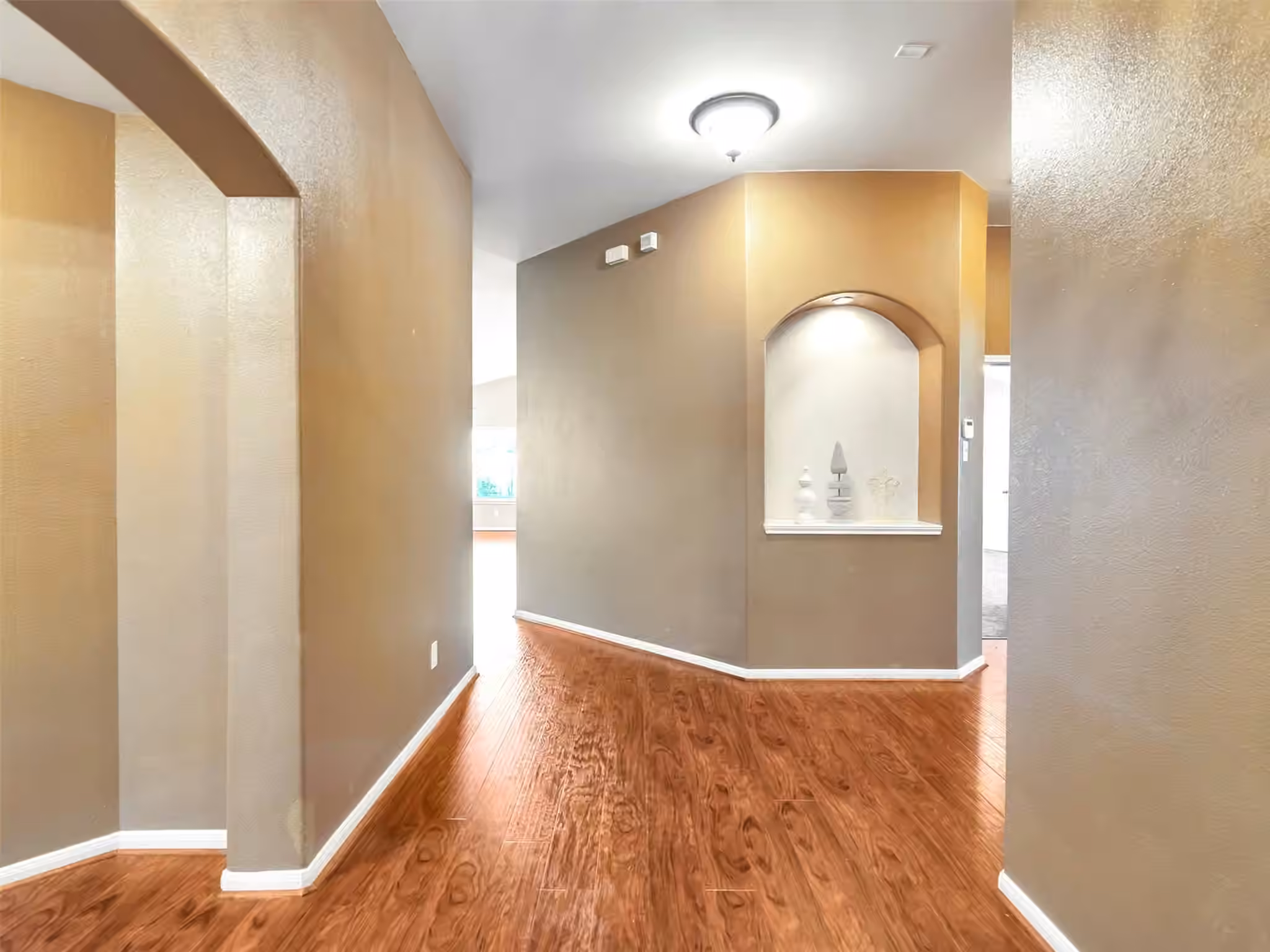 Photo 3 of 4027 Bentwood Drive, Dickinson, TX