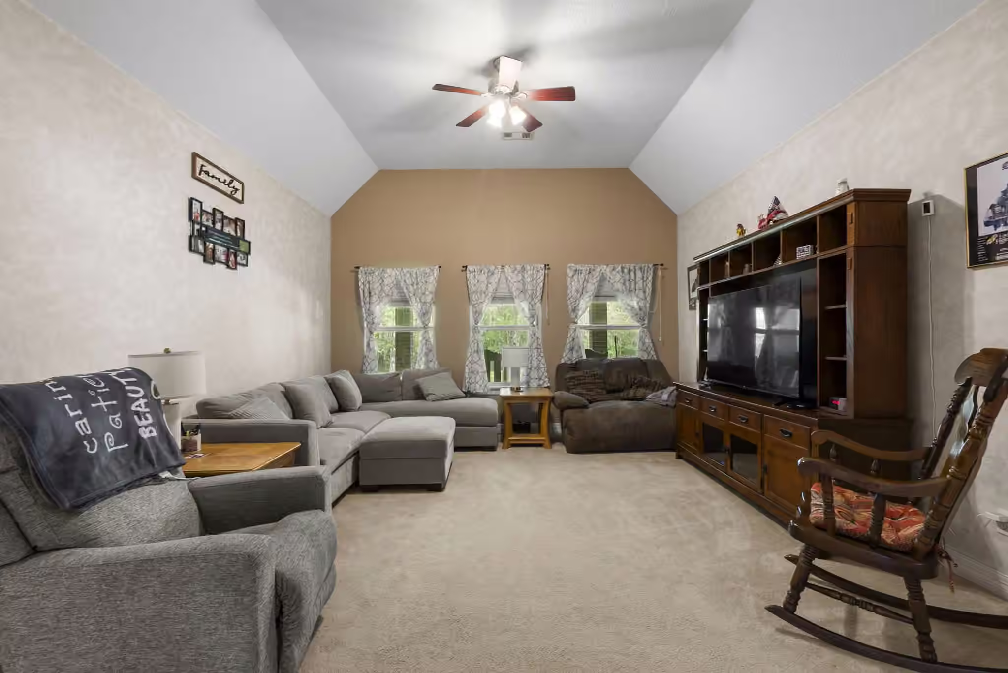 Photo 5 of 15524 Jim Branch Road, Old River Winfree, TX