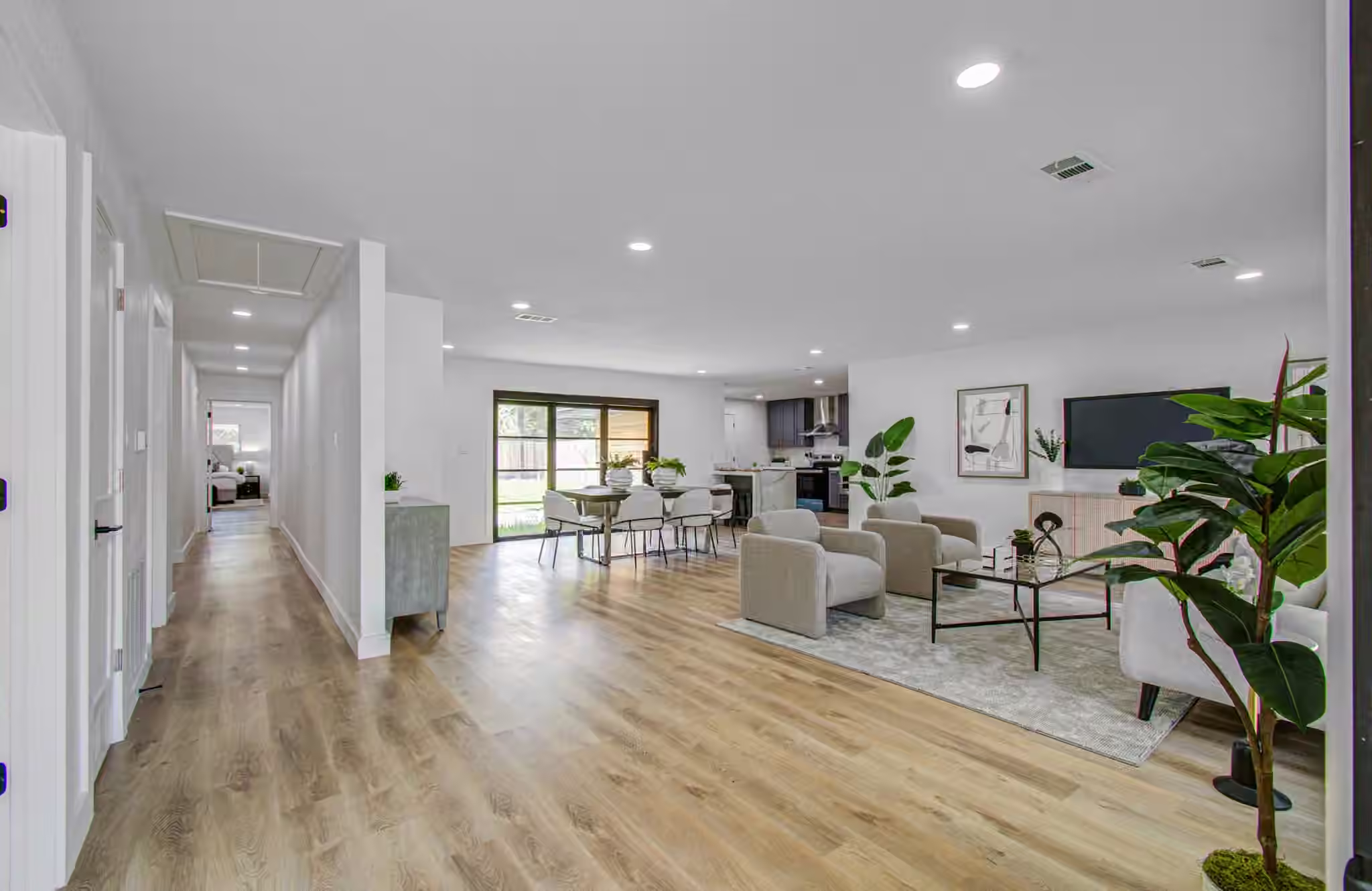 Photo 5 of 4009 Omeara Drive, Houston, TX