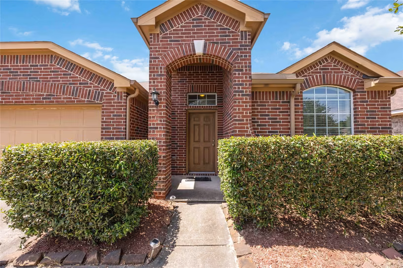 Photo 2 of 20423 Canton Trace Trail, Humble, TX