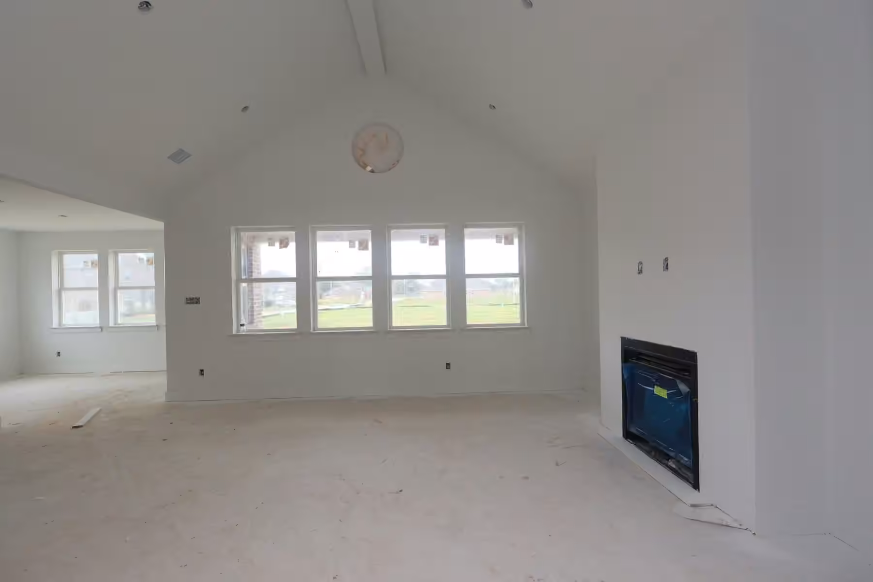 Photo 4 of 2903 Laguna Madre Place, Crosby, TX