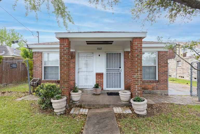 Photo 3 of 5022 Stimson Street, Houston, TX