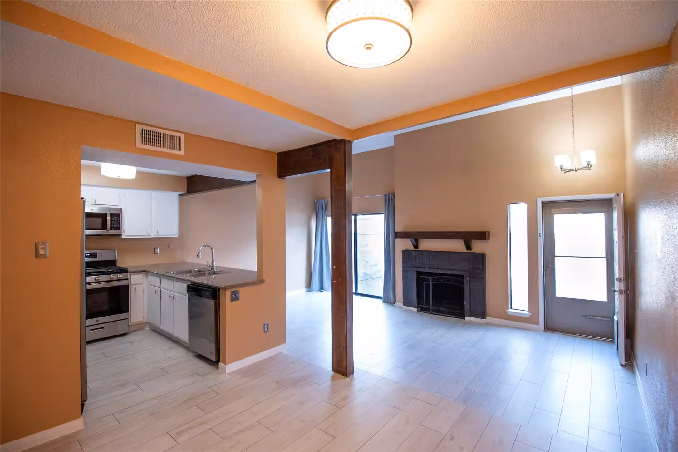 Photo 7 of 3162 Windchase Boulevard 451, Houston, TX