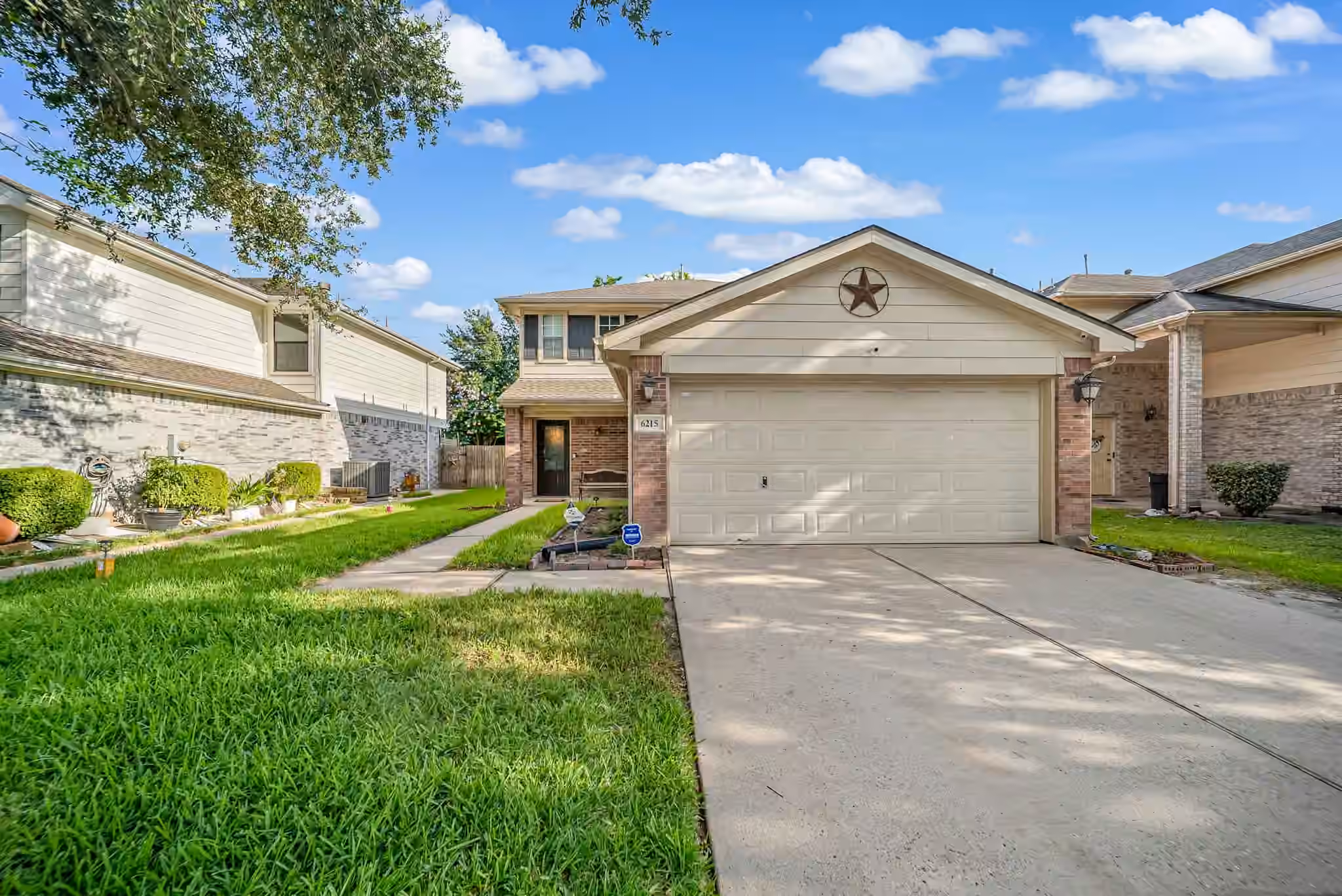 Photo of 6215 Sutton Meadows Drive, Houston, TX