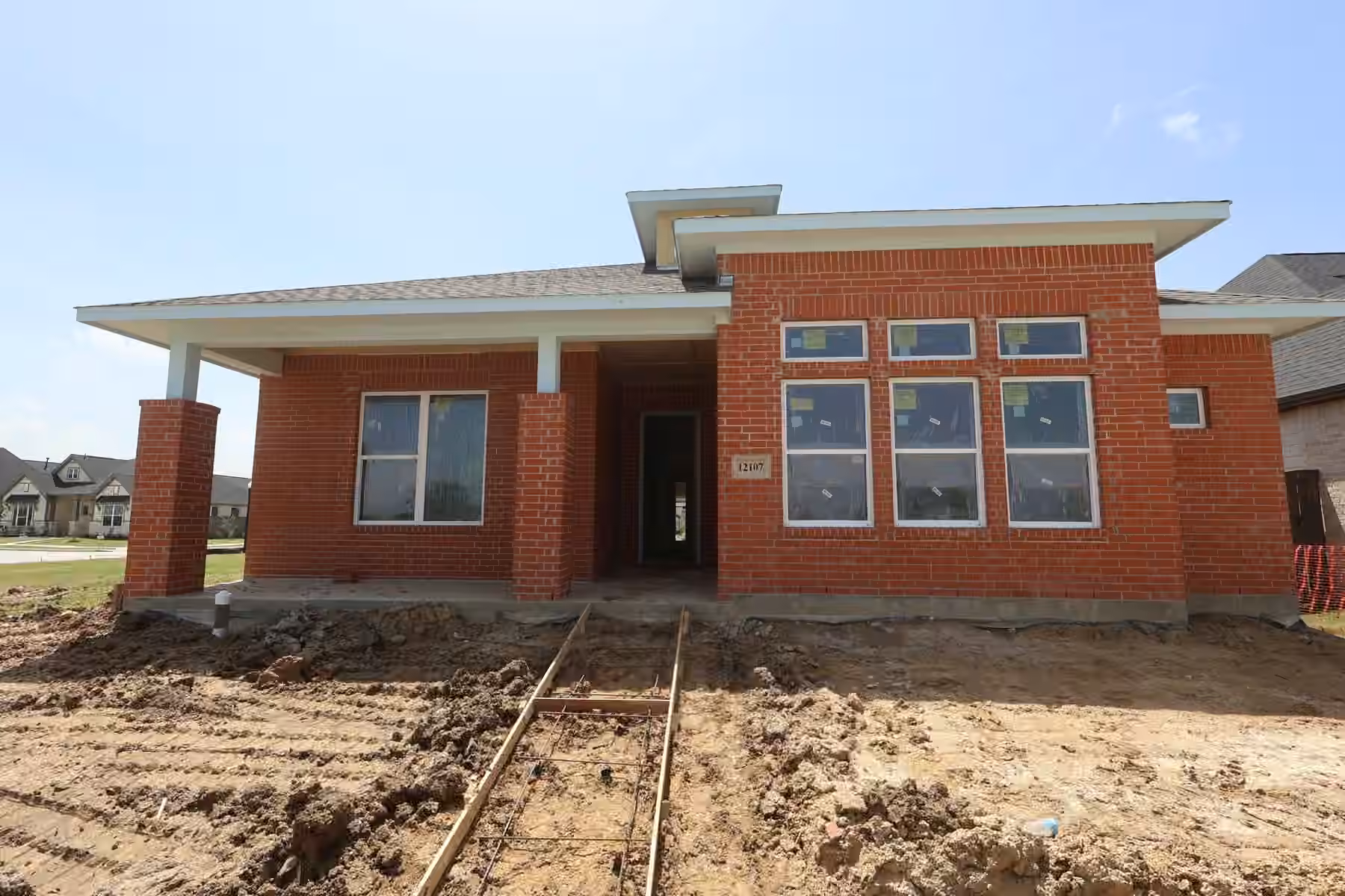Photo 5 of 12107 Canal View Boulevard, Mont Belvieu, TX