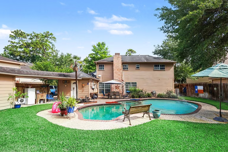 Photo 4 of 6711 Campden Drive, Spring, TX