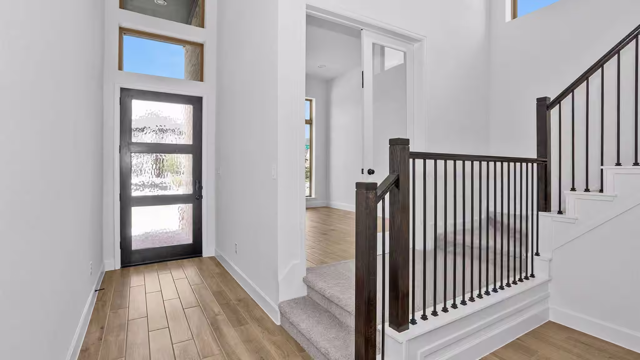 Photo 3 of 10730 Yellow Wild Indigo Lane, Cypress, TX
