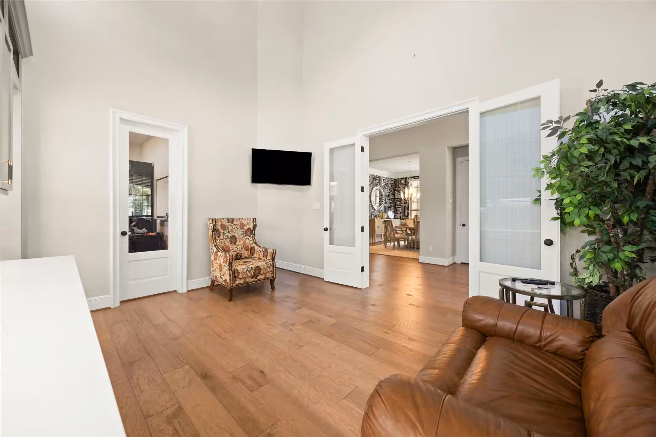 Photo 7 of 28119 Rockhill Drive, Spring, TX