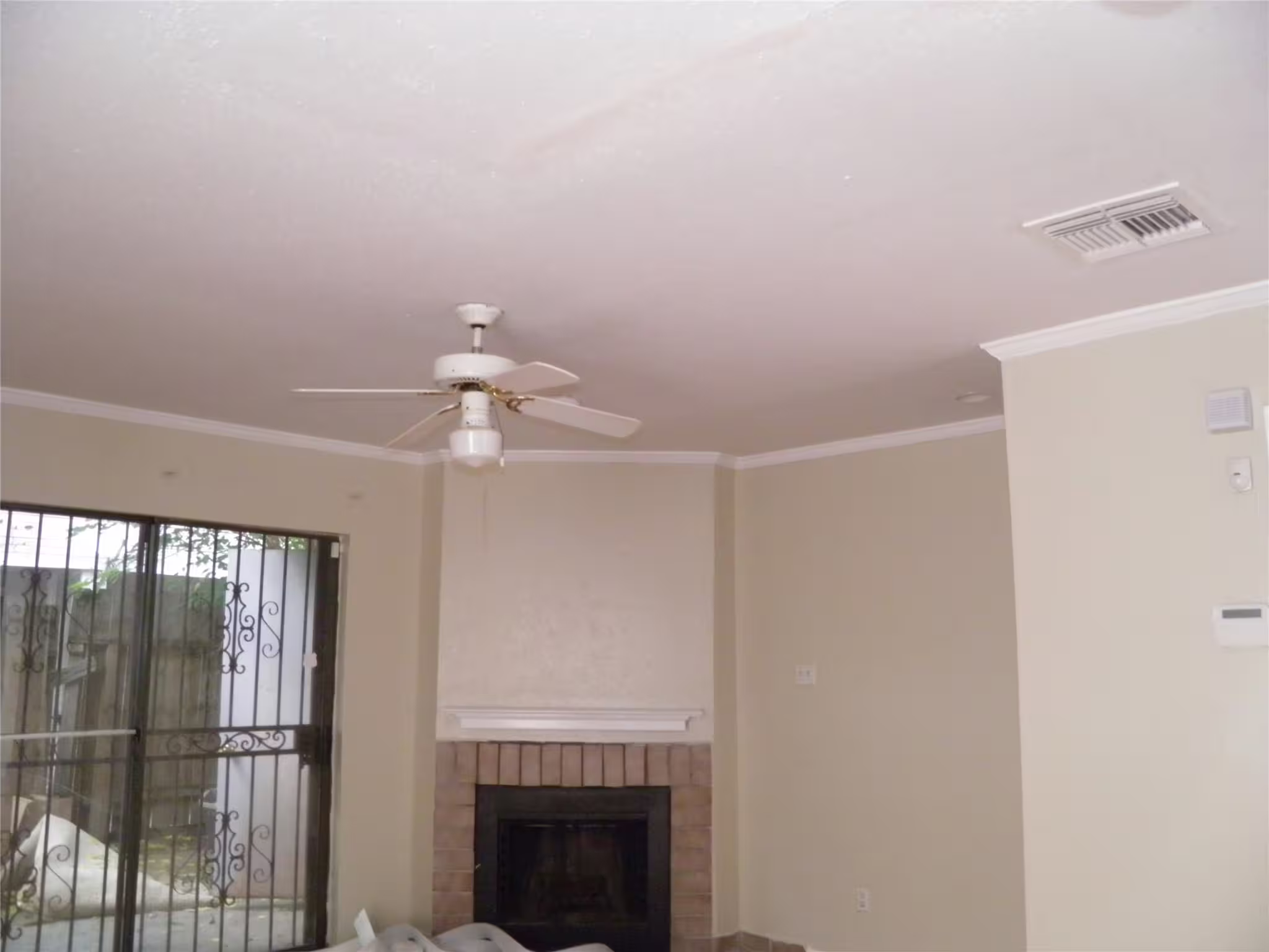 Photo 2 of 11000 Kinghurst Street 115, Houston, TX