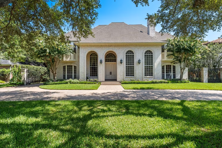 Photo of 5318 Valerie Street Street, Bellaire, TX
