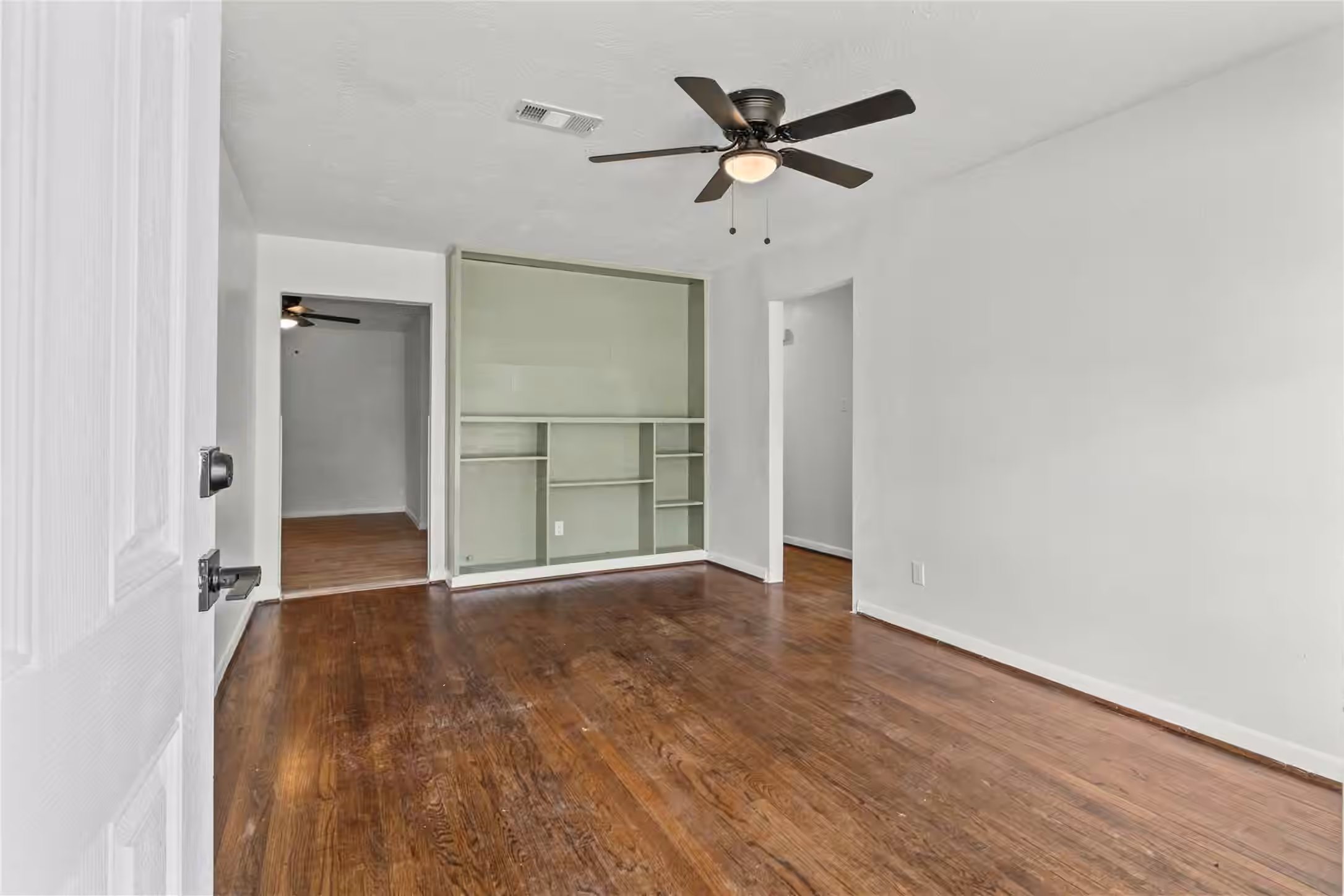 Photo 4 of 2811 Morningside Lane, Pasadena, TX