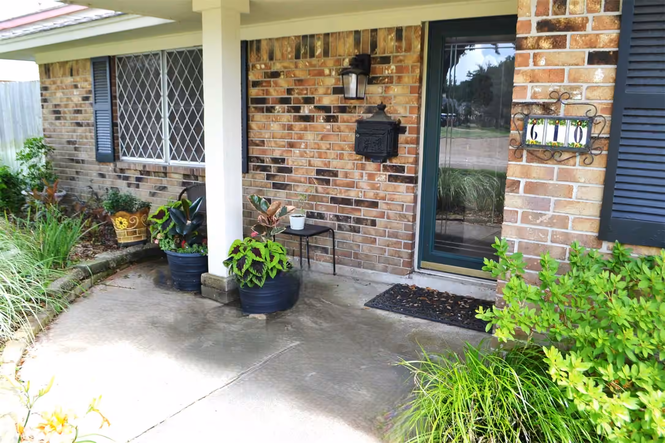 Photo 5 of 610 E X Street, Deer Park, TX